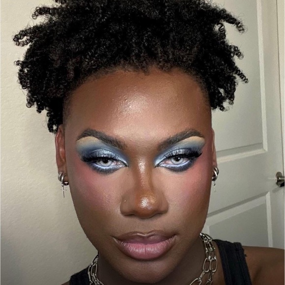 Ace Beaute OCEANIC Eyeshadow Palette Aqua Green Purple Blue Gorgeous! 24g *BNIB - Picture 4 of 16